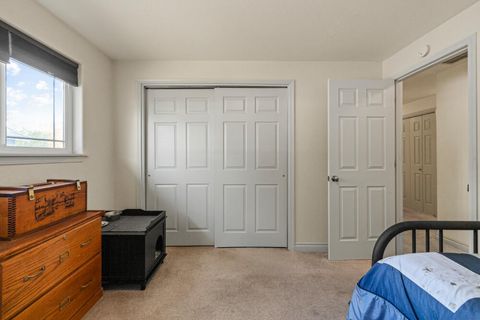 Tiny photo for 5147 Gatewood Drive, Klamath Falls, OR 97603 (MLS # 220211527)