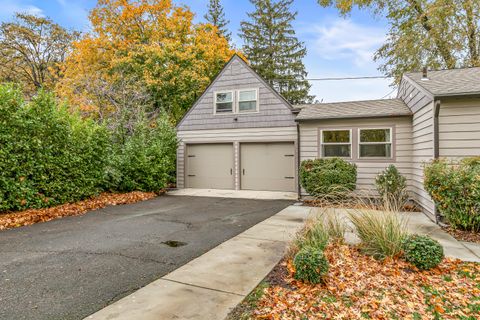 Tiny photo for 706 Monroe Street, Medford, OR 97501 (MLS # 220211811)