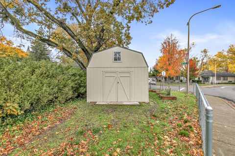 Tiny photo for 706 Monroe Street, Medford, OR 97501 (MLS # 220211811)