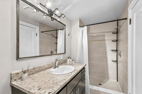 Tiny photo for 706 Monroe Street, Medford, OR 97501 (MLS # 220211811)