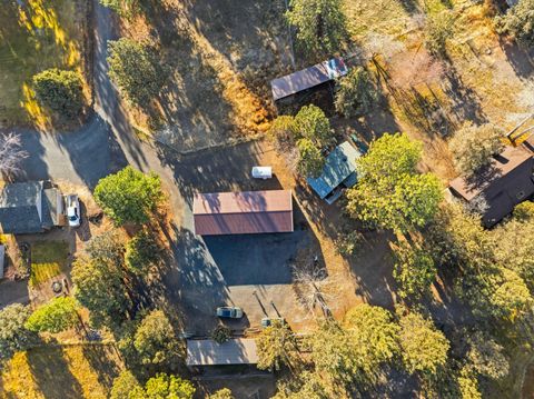 Tiny photo for 21910 Rickard Road, Bend, OR 97702 (MLS # 220212987)