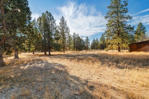 Tiny photo for 21910 Rickard Road, Bend, OR 97702 (MLS # 220212987)
