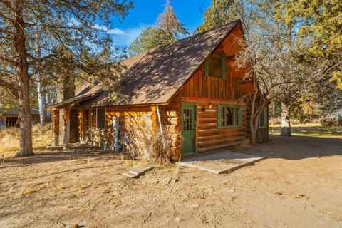 Photo of 21910 Rickard Road, Bend, OR 97702 (MLS # 220212987)