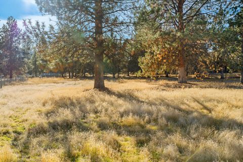 Tiny photo for 21910 Rickard Road, Bend, OR 97702 (MLS # 220212987)