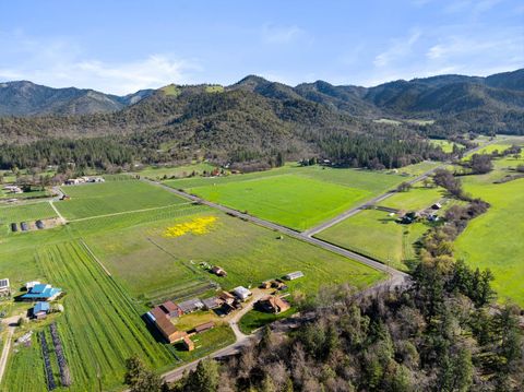 Tiny photo for 13990 N Applegate Road, Applegate, OR 97530 (MLS # 220224593)