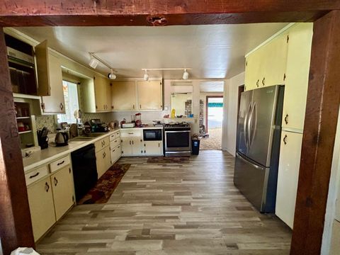Tiny photo for 13990 N Applegate Road, Applegate, OR 97530 (MLS # 220224593)