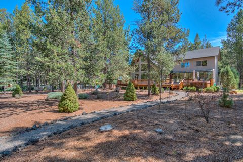Tiny photo for 55877 Wood Duck Drive, Bend, OR 97707 (MLS # 220220183)