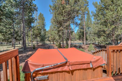 Tiny photo for 55877 Wood Duck Drive, Bend, OR 97707 (MLS # 220220183)