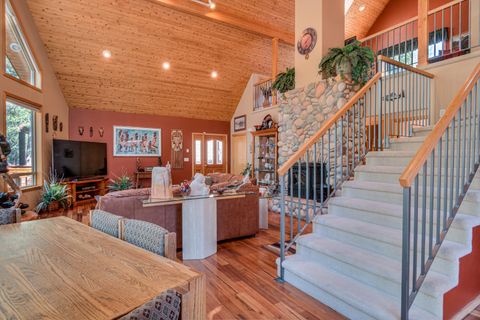 Tiny photo for 55877 Wood Duck Drive, Bend, OR 97707 (MLS # 220220183)