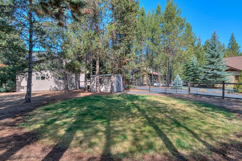 Tiny photo for 55877 Wood Duck Drive, Bend, OR 97707 (MLS # 220220183)