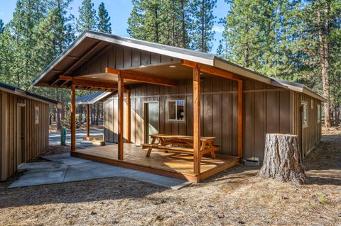 Tiny photo for 14870 S Sugar Pine Way, La Pine, OR 97739 (MLS # 220211131)