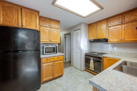 Tiny photo for 14870 S Sugar Pine Way, La Pine, OR 97739 (MLS # 220211131)