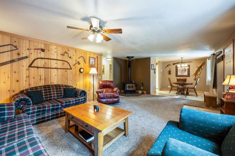 Tiny photo for 14870 S Sugar Pine Way, La Pine, OR 97739 (MLS # 220211131)
