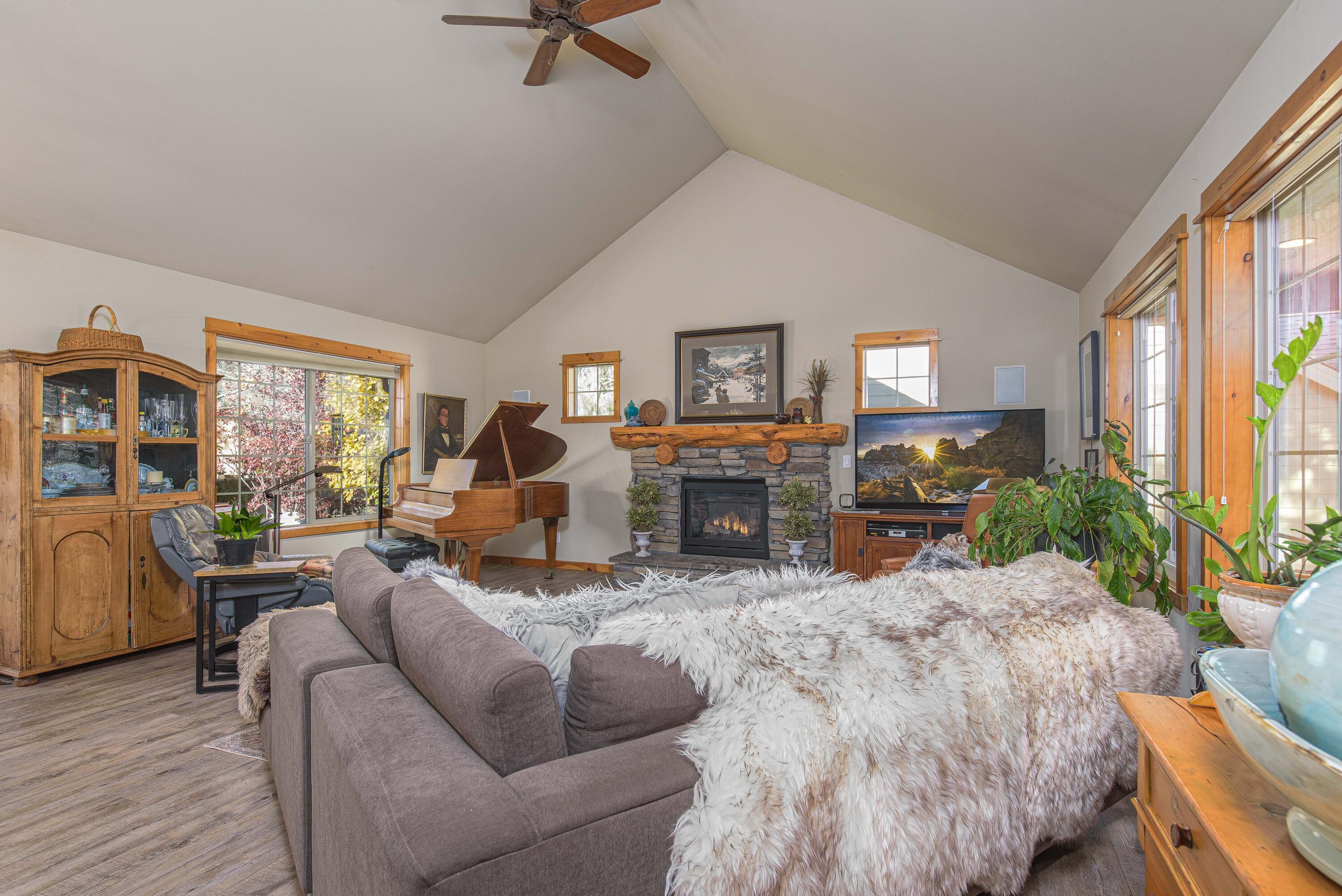 Mountain Pine - Residential