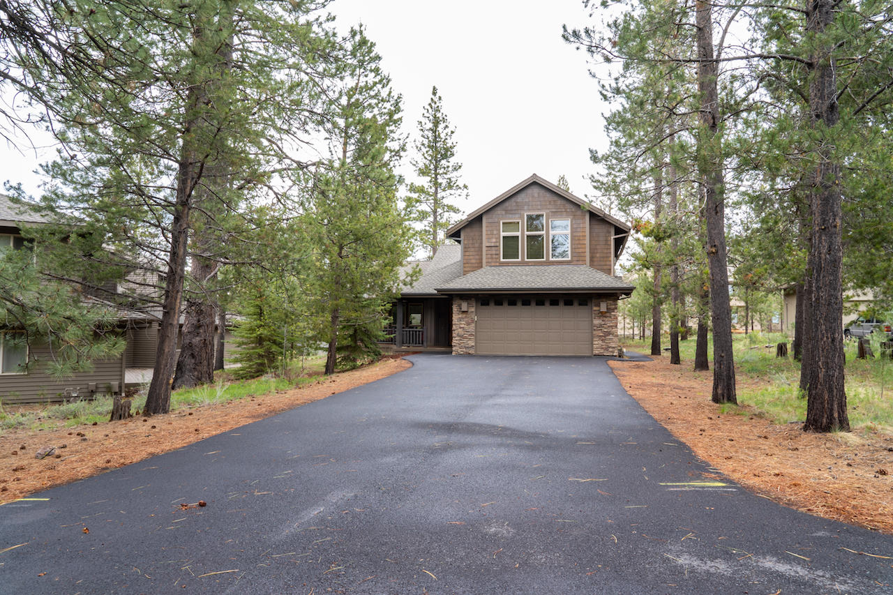 Fairway Crest Village - Residential