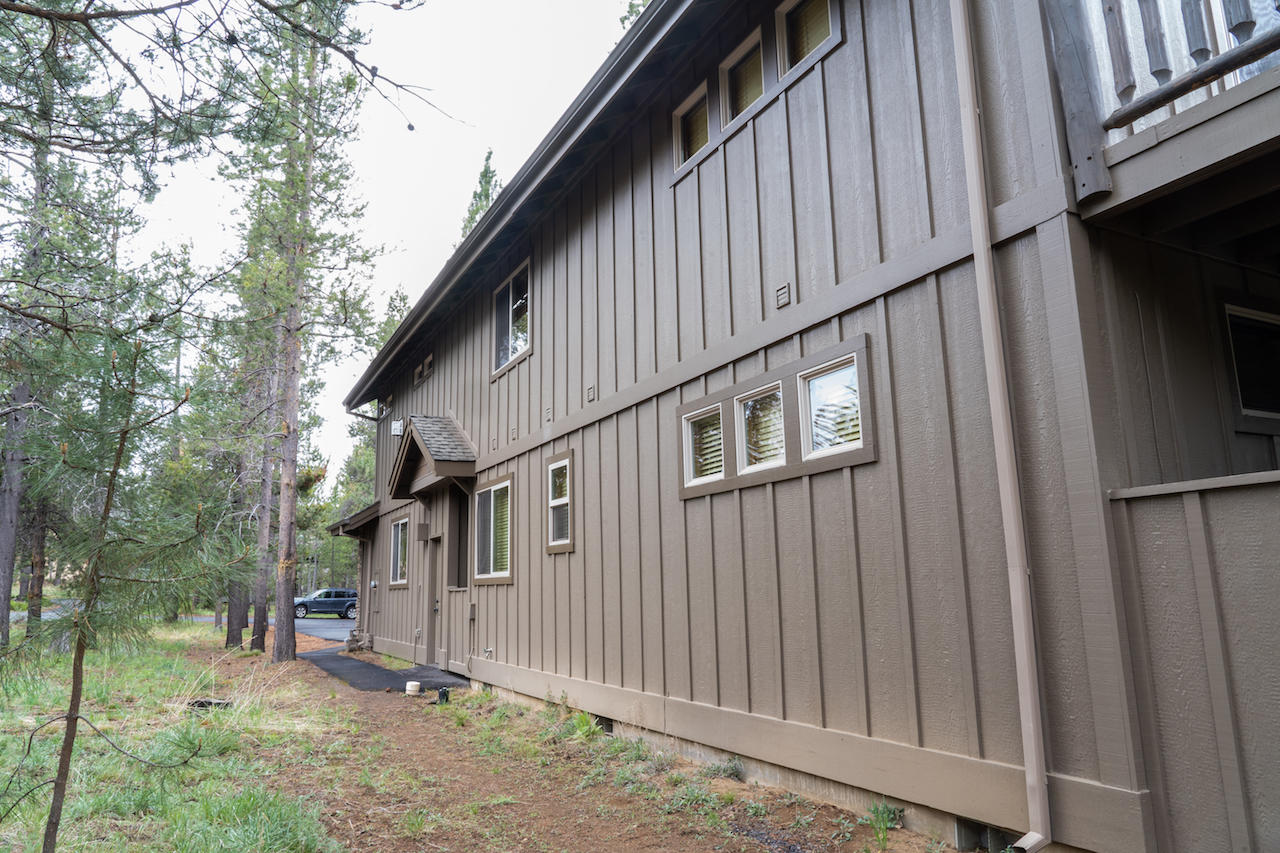 Fairway Crest Village - Residential