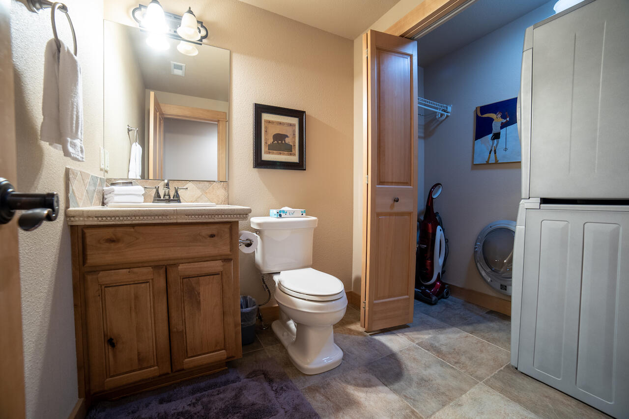 Fairway Crest Village - Residential