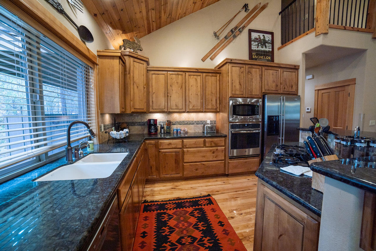 Fairway Crest Village - Residential