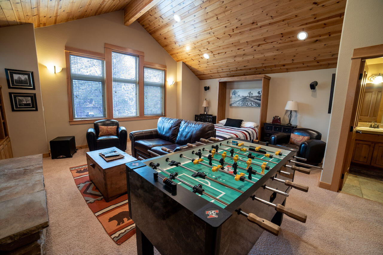 Fairway Crest Village - Residential