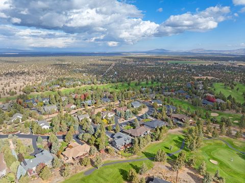 Tiny photo for 920 Cinnamon Teal Drive, Redmond, OR 97756 (MLS # 220210667)