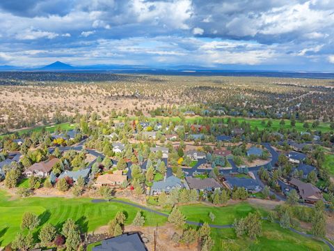 Tiny photo for 920 Cinnamon Teal Drive, Redmond, OR 97756 (MLS # 220210667)