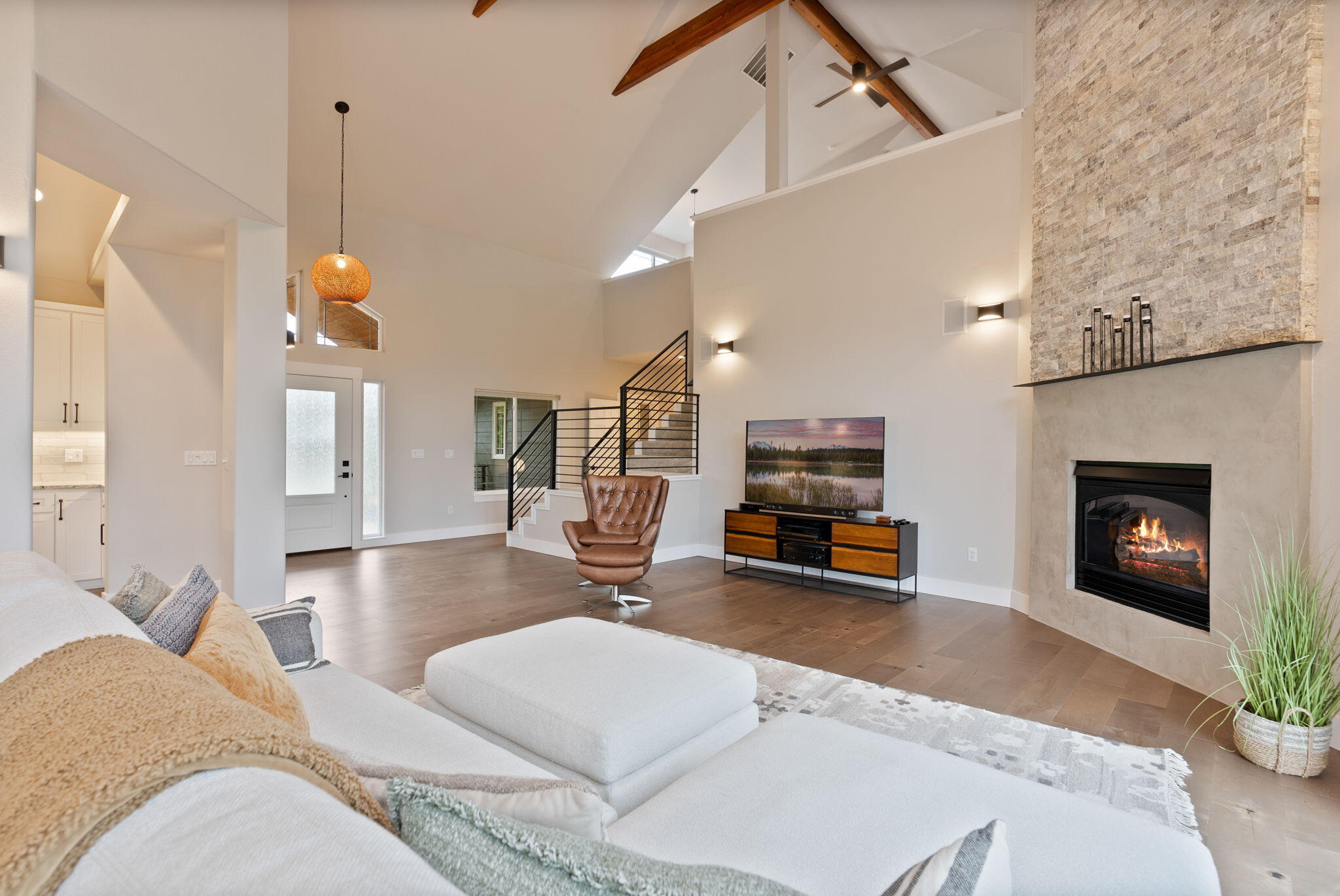 Eagle Crest - Residential