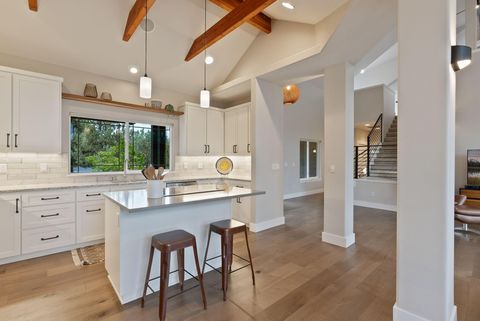 Tiny photo for 920 Cinnamon Teal Drive, Redmond, OR 97756 (MLS # 220210667)