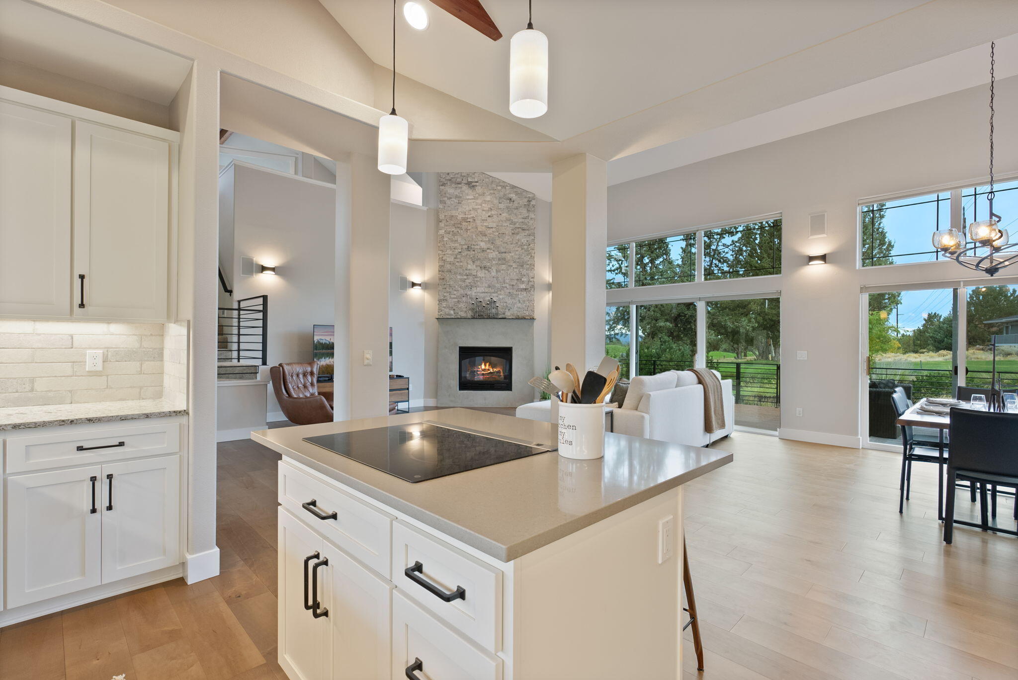 Eagle Crest - Residential