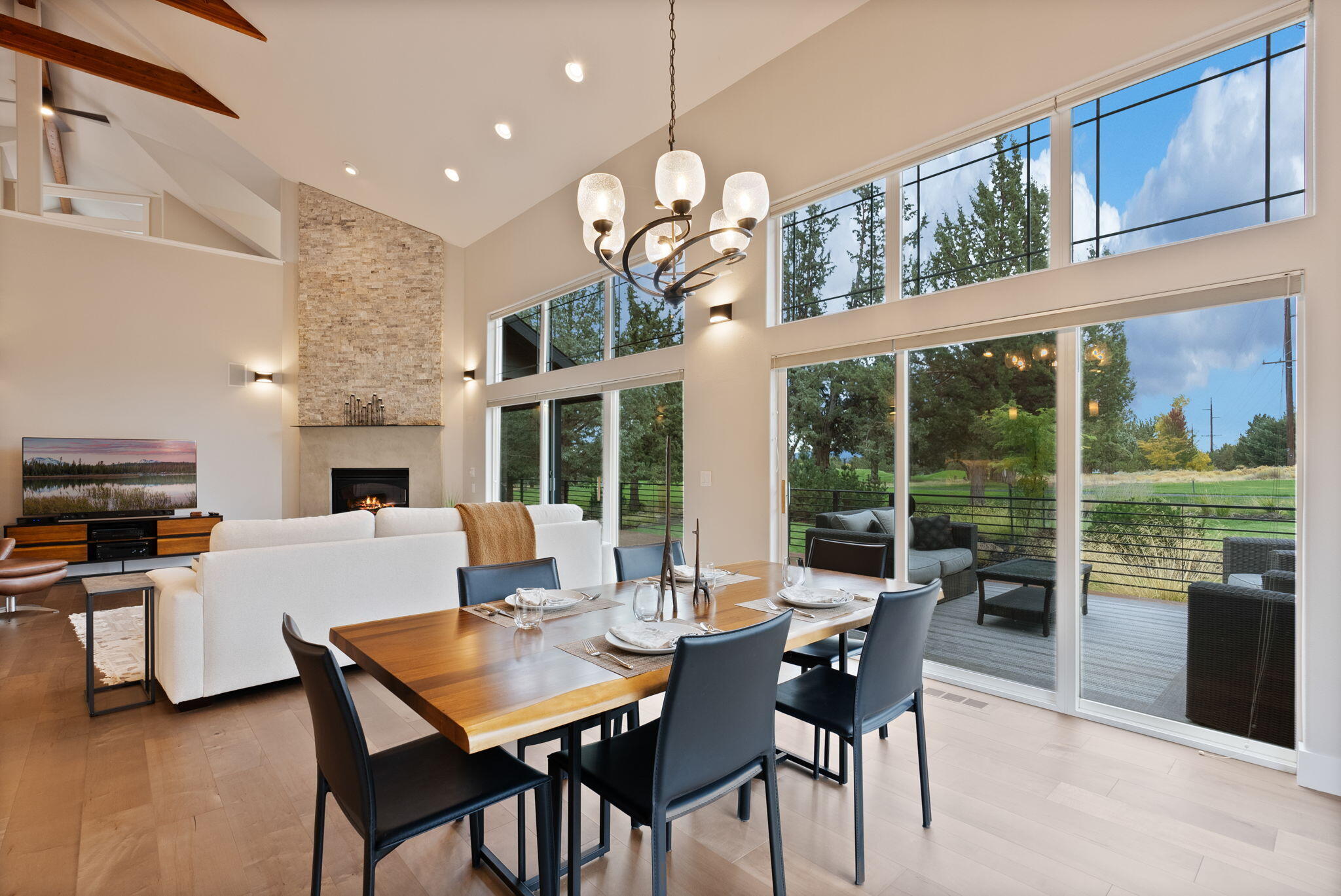 Eagle Crest - Residential