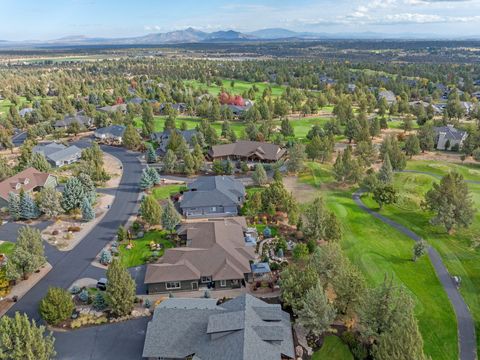 Tiny photo for 920 Cinnamon Teal Drive, Redmond, OR 97756 (MLS # 220210667)