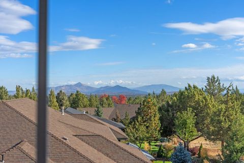 Tiny photo for 920 Cinnamon Teal Drive, Redmond, OR 97756 (MLS # 220210667)