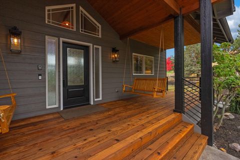 Tiny photo for 920 Cinnamon Teal Drive, Redmond, OR 97756 (MLS # 220210667)