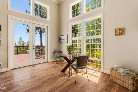 Tiny photo for 1158 NW Redfield Circle, Bend, OR 97703 (MLS # 220226280)