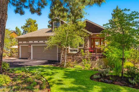 Tiny photo for 1158 NW Redfield Circle, Bend, OR 97703 (MLS # 220226280)