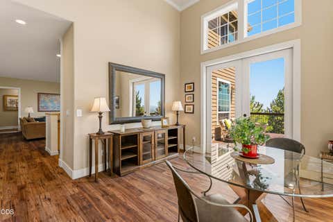 Tiny photo for 1158 NW Redfield Circle, Bend, OR 97703 (MLS # 220226280)