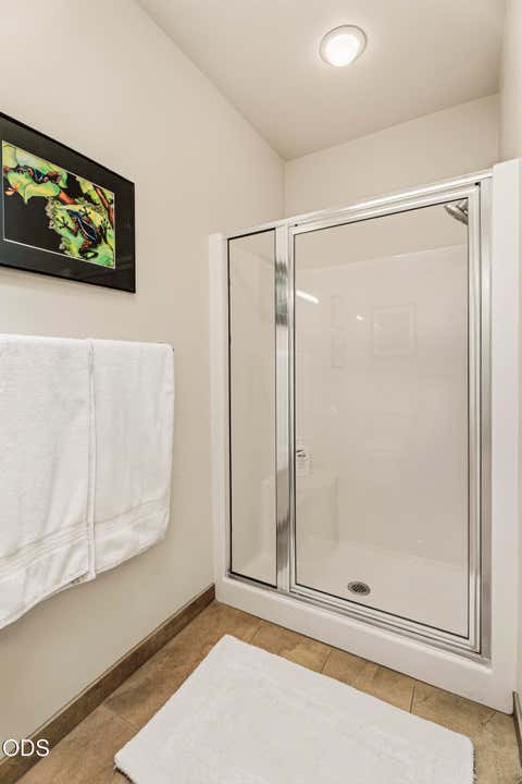 Tiny photo for 1158 NW Redfield Circle, Bend, OR 97703 (MLS # 220226280)
