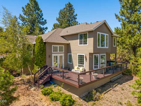 Tiny photo for 1158 NW Redfield Circle, Bend, OR 97703 (MLS # 220226280)