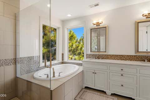Tiny photo for 1158 NW Redfield Circle, Bend, OR 97703 (MLS # 220226280)