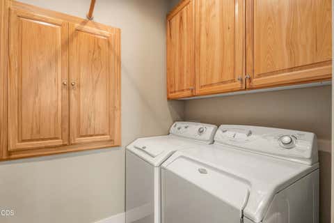 Tiny photo for 1158 NW Redfield Circle, Bend, OR 97703 (MLS # 220226280)