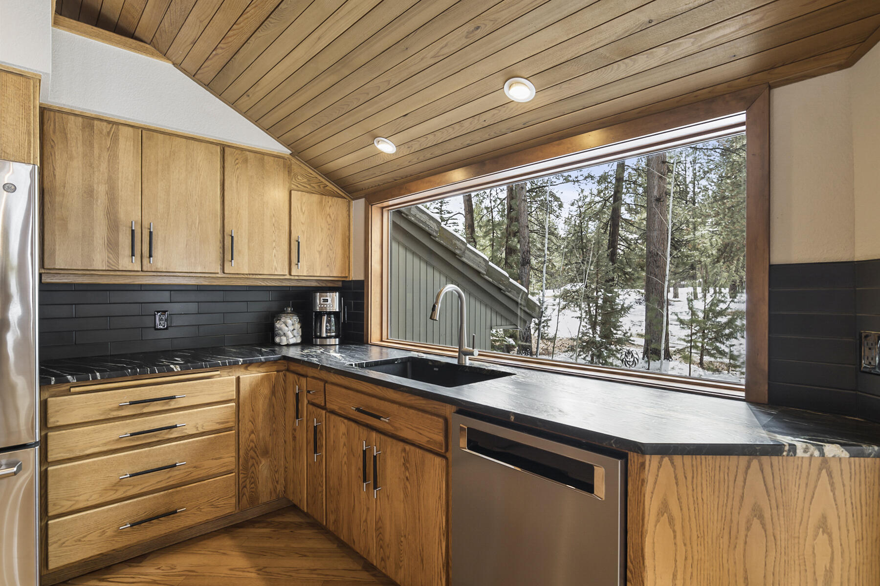 7th Mtn Golf Village - Residential