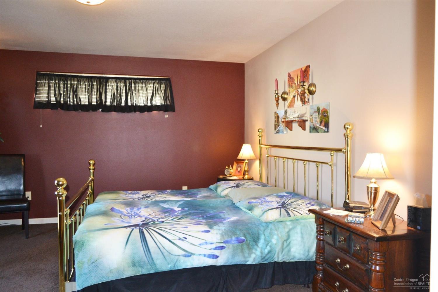 Huettl Park - Residential