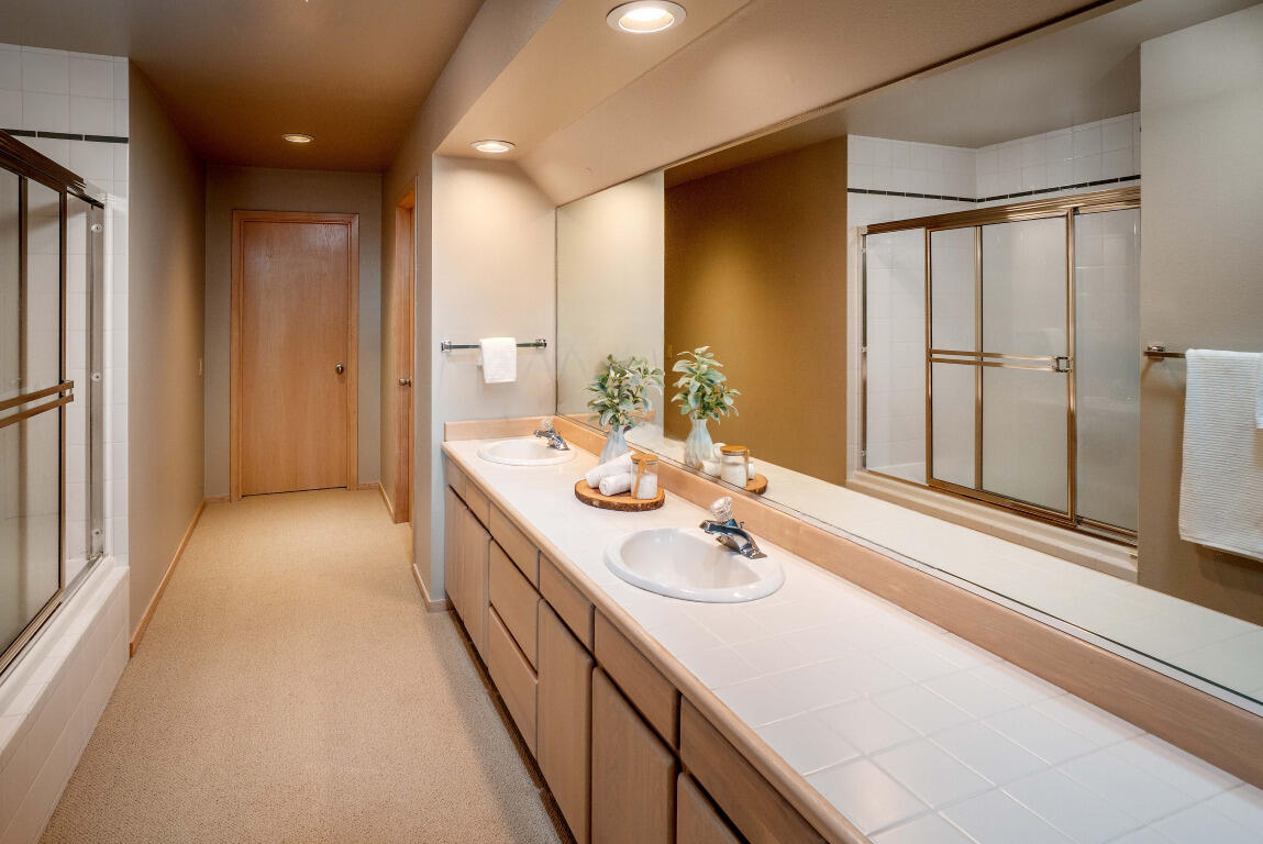 Eaglewood - Residential