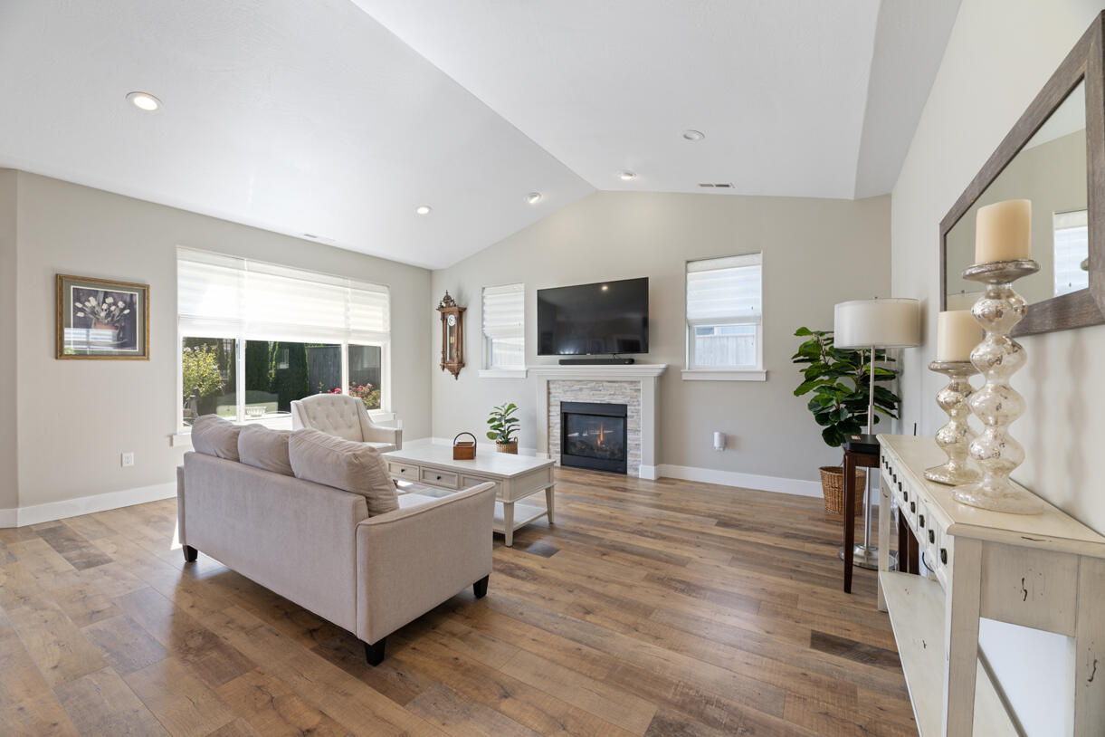 Spring Meadows Phase 5 - Residential