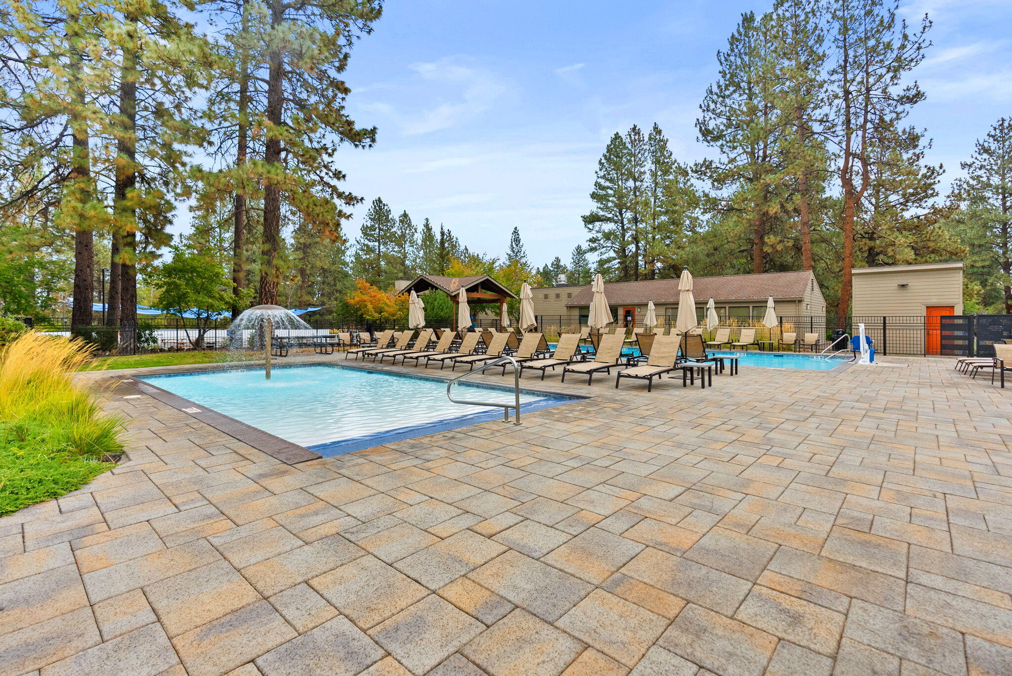 Inn Of The 7th - Residential