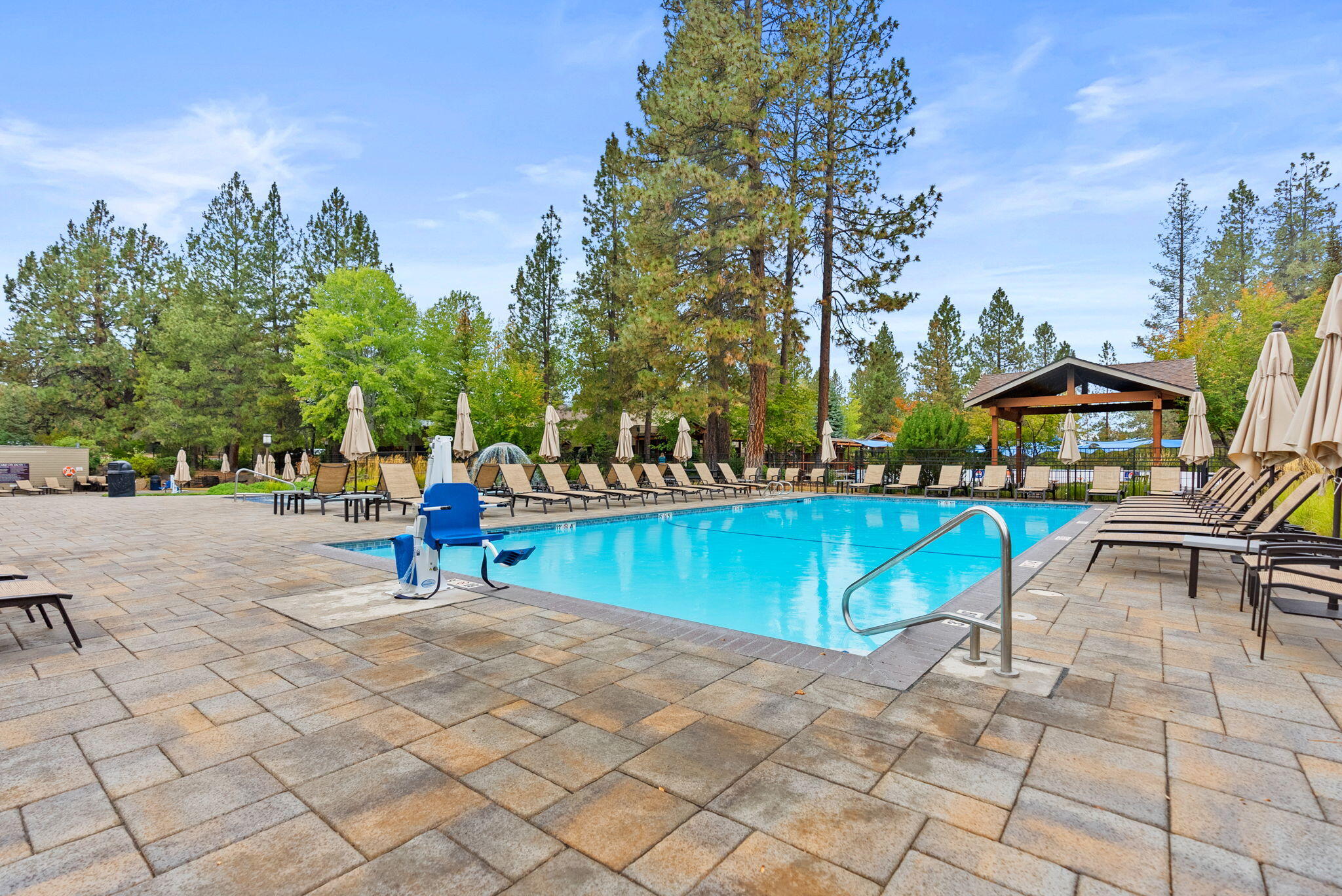 Inn Of The 7th - Residential