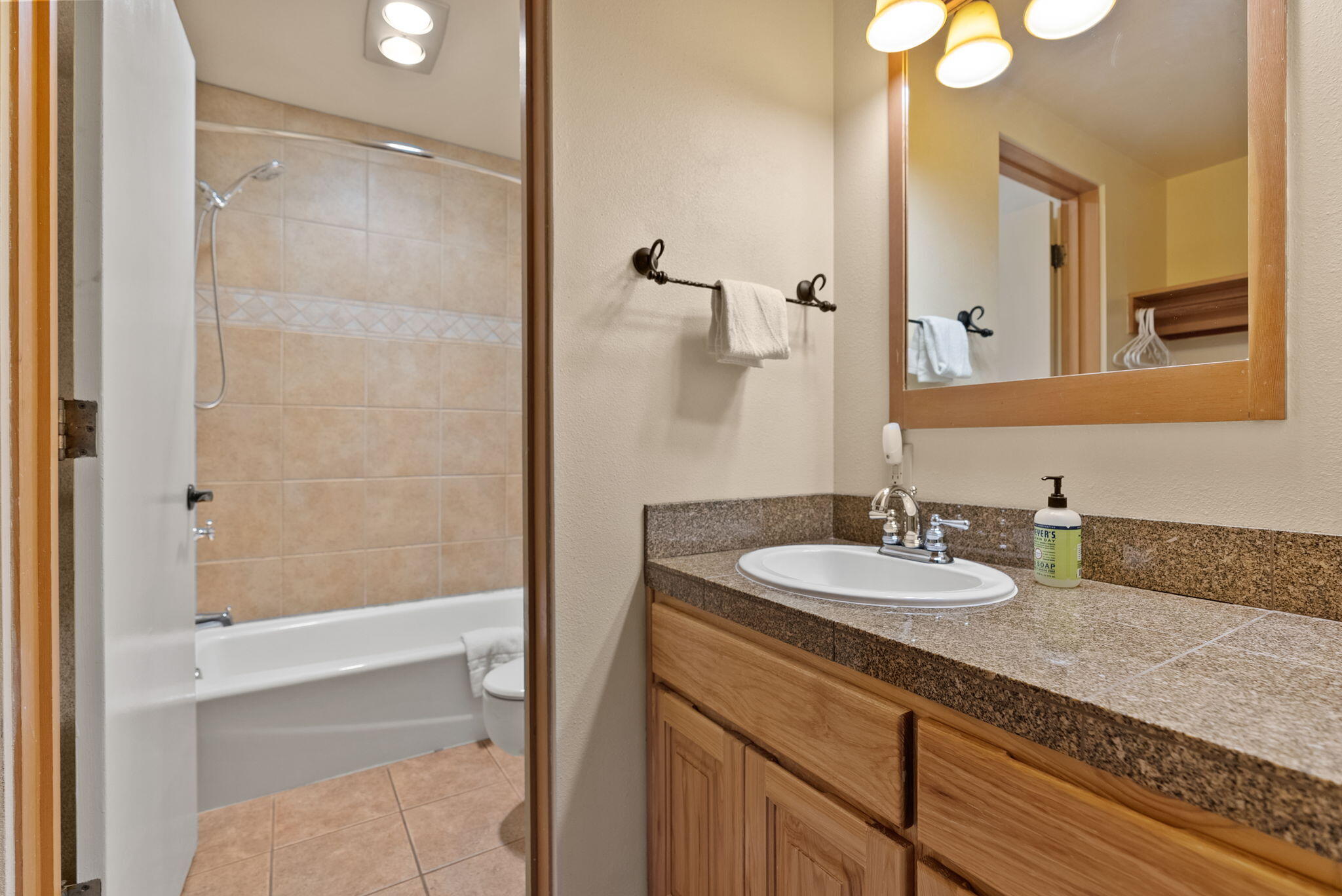 Inn Of The 7th - Residential