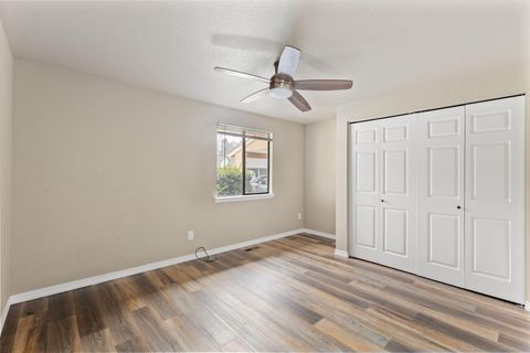 Tiny photo for 1100 SE Excalibur Drive, Grants Pass, OR 97526 (MLS # 220212527)