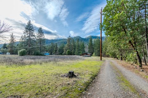 Tiny photo for 5400 Hwy 238, Jacksonville, OR 97530 (MLS # 220213365)