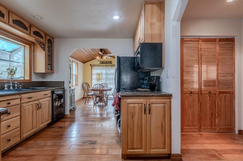 Tiny photo for 5400 Hwy 238, Jacksonville, OR 97530 (MLS # 220213365)