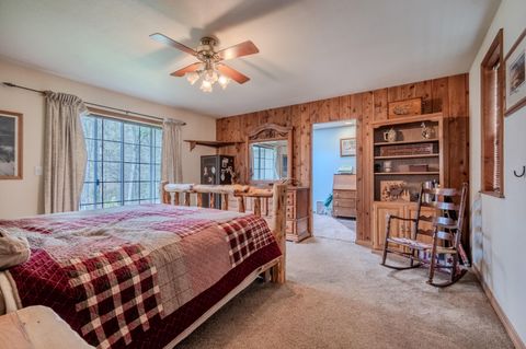 Tiny photo for 5400 Hwy 238, Jacksonville, OR 97530 (MLS # 220213365)